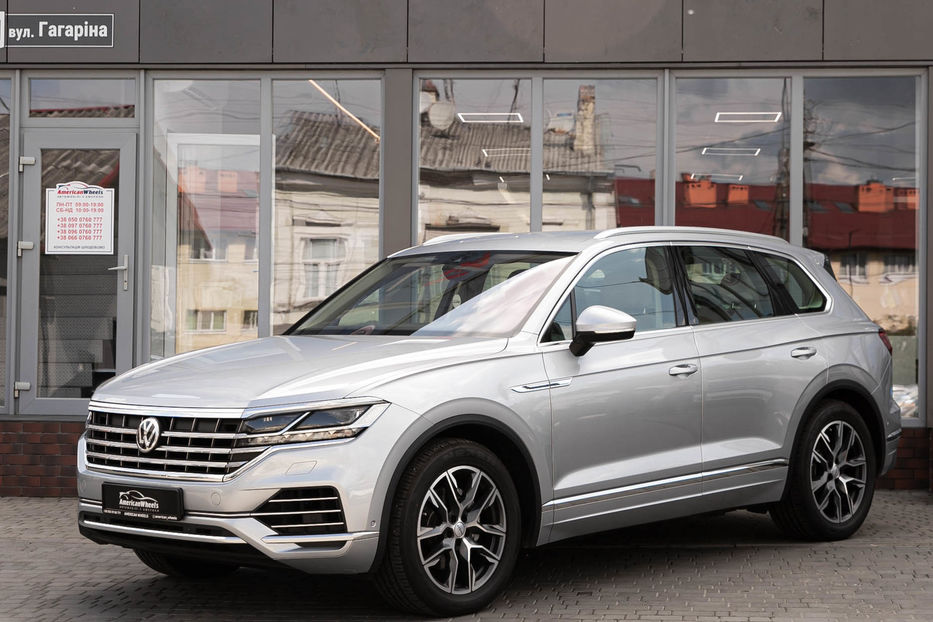 Продам Volkswagen Touareg 3.0 TDI elegance 2018 года в Черновцах