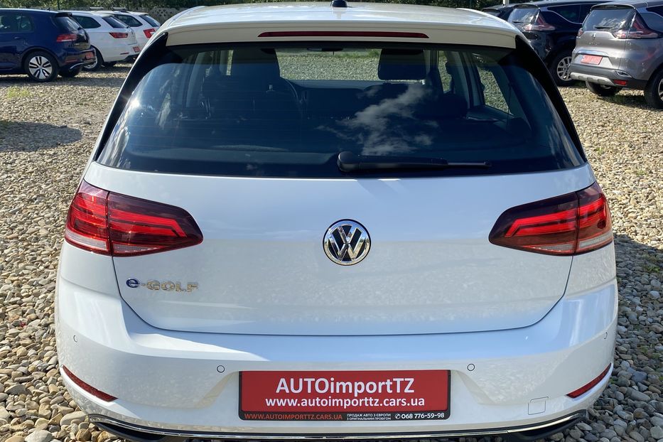 Продам Volkswagen e-Golf 35.8 kWh 100 кВт/136 к.с. 2019 года в Львове