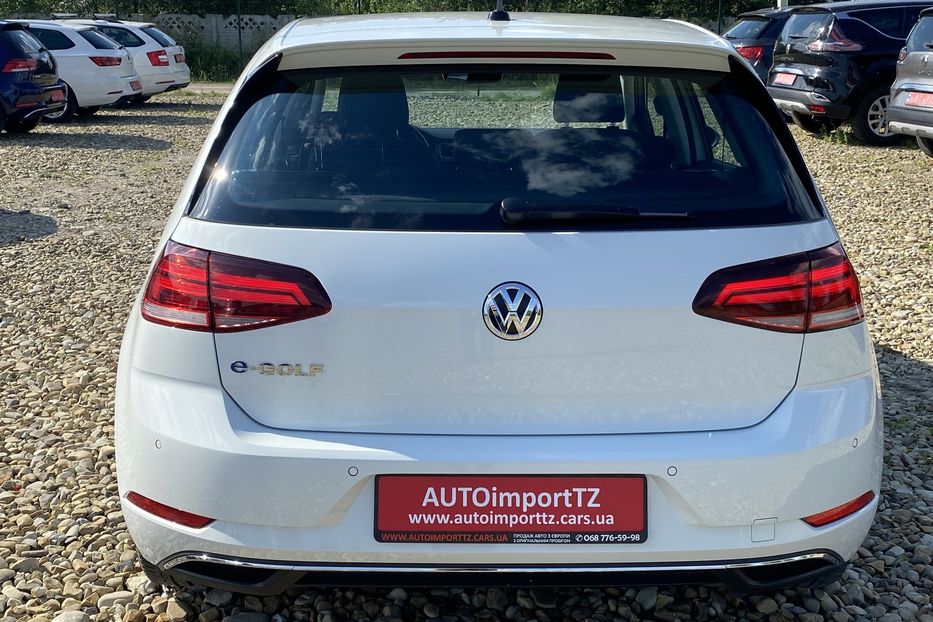 Продам Volkswagen e-Golf 35.8 kWh 100 кВт/136 к.с. 2019 года в Львове