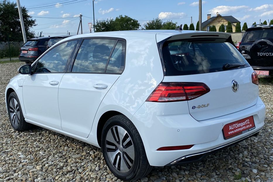 Продам Volkswagen e-Golf 35.8 kWh 100 кВт/136 к.с. 2019 года в Львове