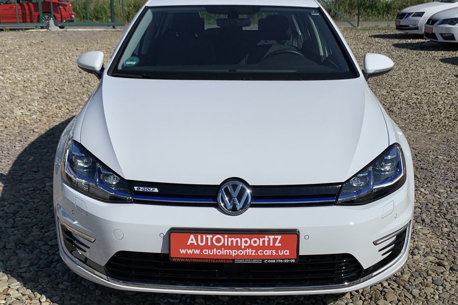 Продам Volkswagen e-Golf 35.8 kWh 100 кВт/136 к.с. 2019 года в Львове