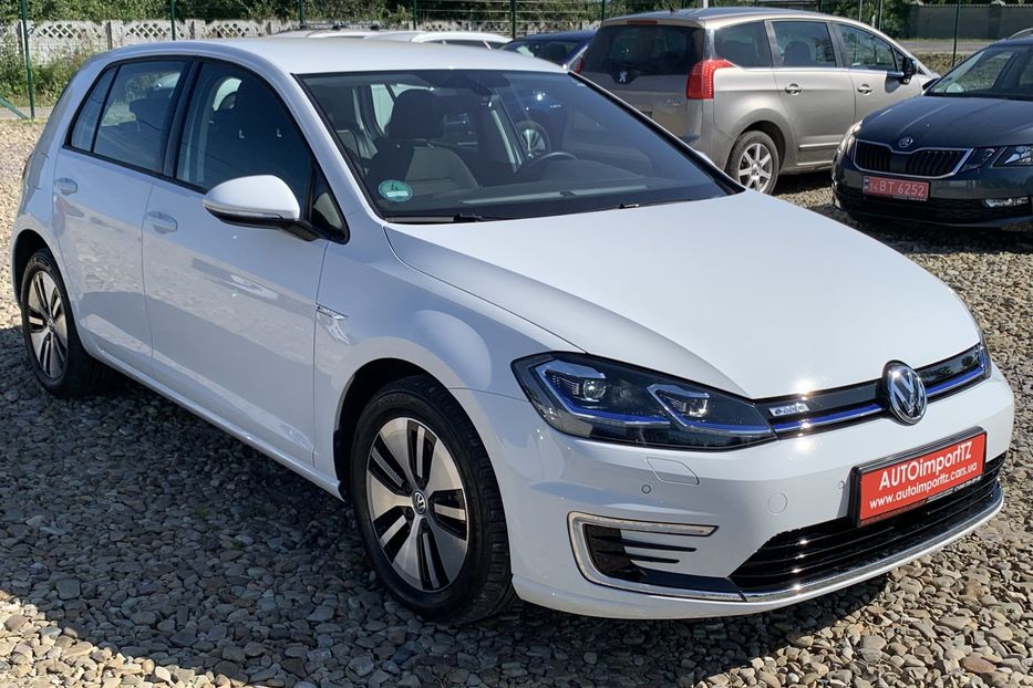 Продам Volkswagen e-Golf 35.8 kWh 100 кВт/136 к.с. 2019 года в Львове