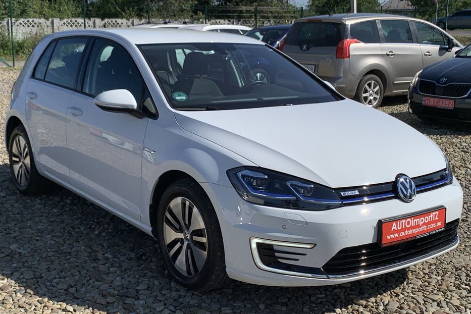 Продам Volkswagen e-Golf 35.8 kWh 100 кВт/136 к.с. 2019 года в Львове