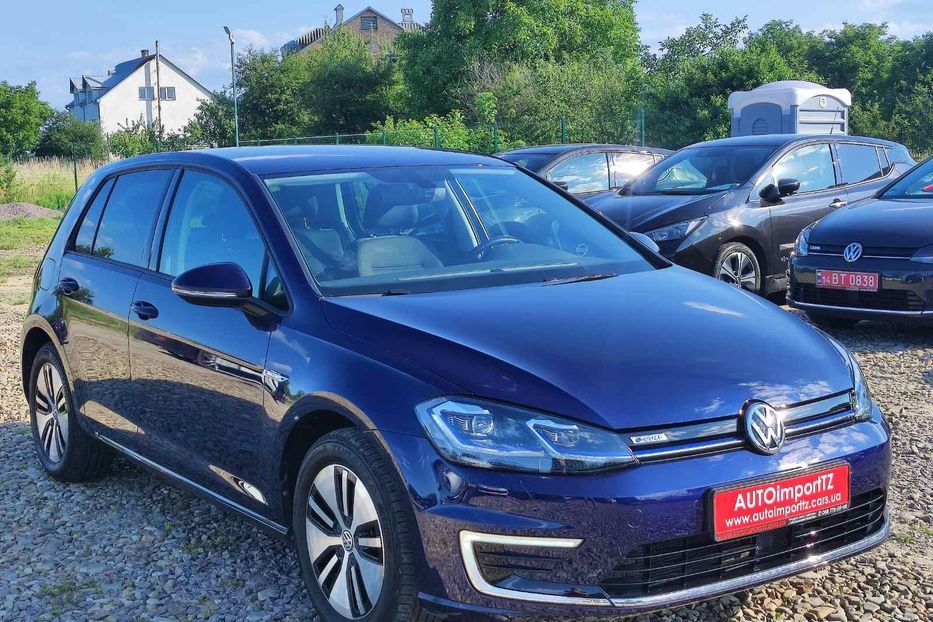 Продам Volkswagen e-Golf 35.8 kWh 100 кВт/136 к.с. 2020 года в Львове