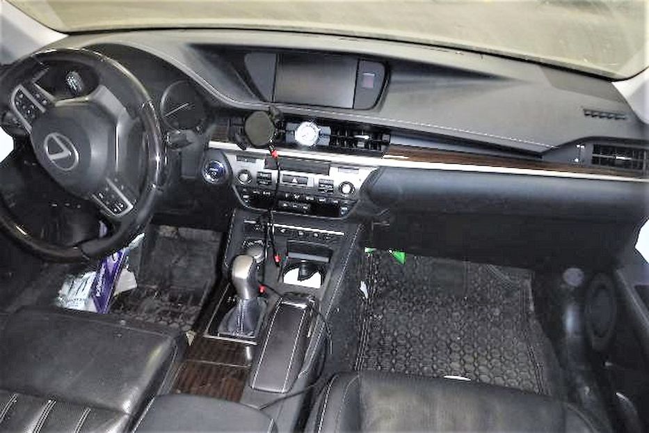 Продам Lexus ES 300 Hybrid 2017 года в Одессе