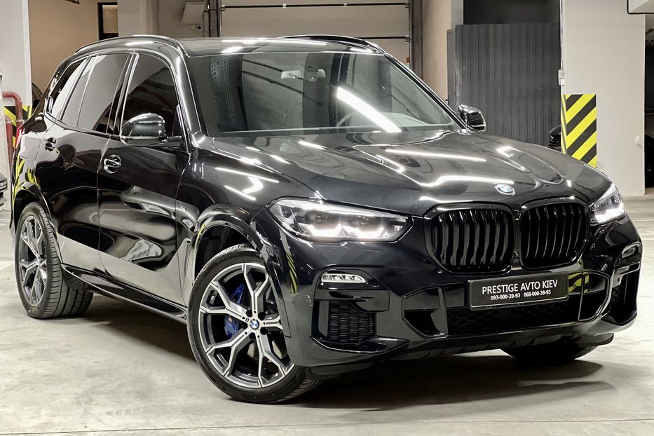 Продам BMW X5 30d 2021 года в Киеве