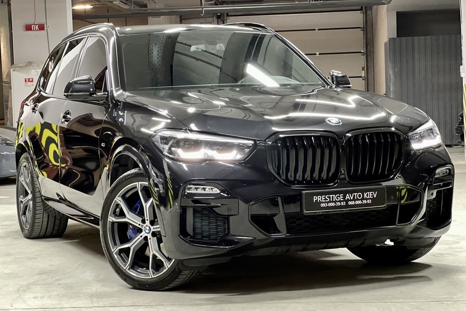 Продам BMW X5 30d 2021 года в Киеве