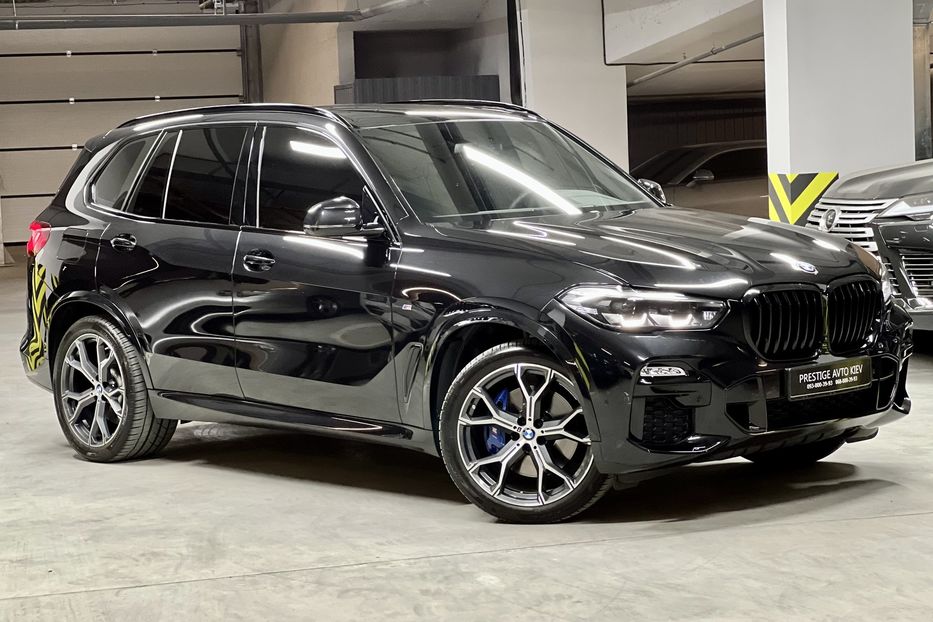 Продам BMW X5 30d 2021 года в Киеве