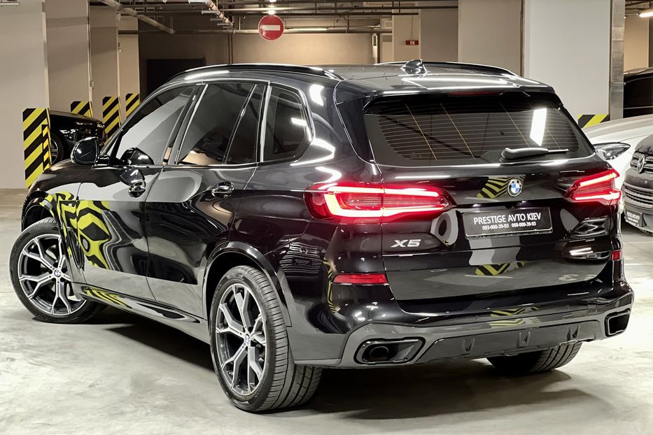 Продам BMW X5 30d 2021 года в Киеве