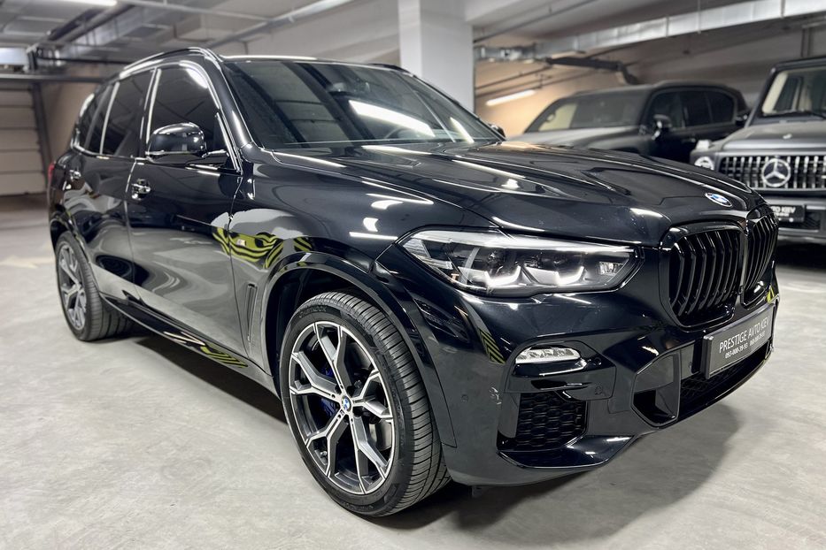 Продам BMW X5 30d 2021 года в Киеве