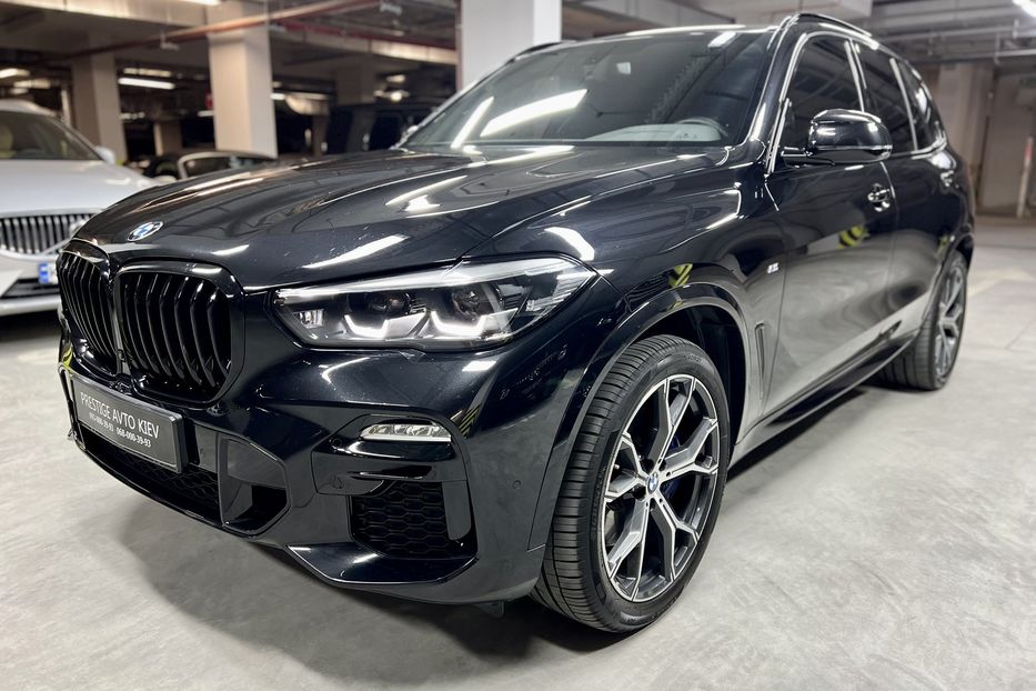 Продам BMW X5 30d 2021 года в Киеве