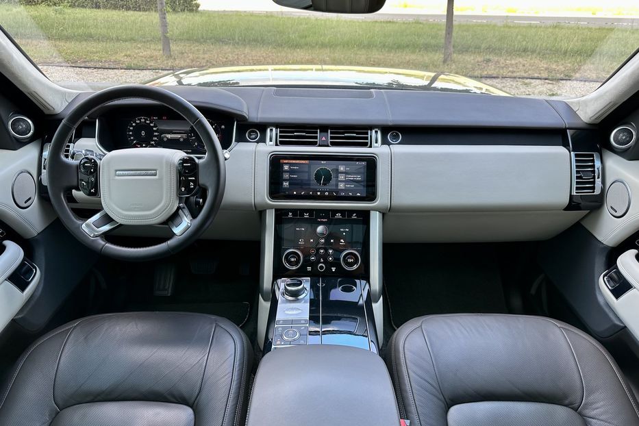 Продам Land Rover Range Rover Long Autobiography  2018 года в Киеве