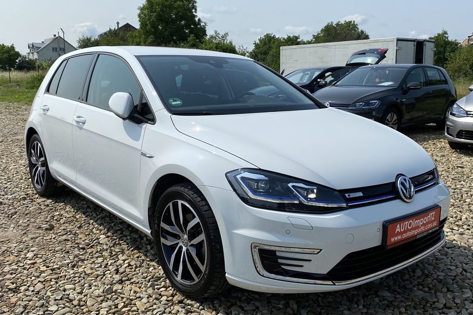 Продам Volkswagen e-Golf 35.8 kWh 100 кВт/136 к.с. 2020 года в Львове