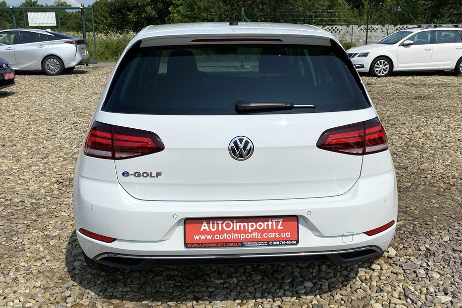 Продам Volkswagen e-Golf 35.8 kWh 100 кВт/136 к.с. 2020 года в Львове