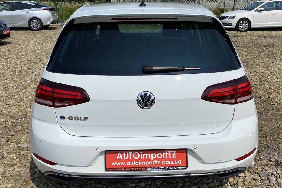 Продам Volkswagen e-Golf 35.8 kWh 100 кВт/136 к.с. 2020 года в Львове