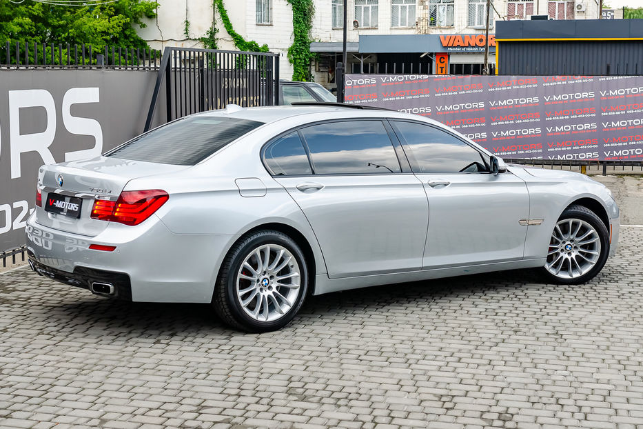 Продам BMW 750 Li 2013 года в Киеве