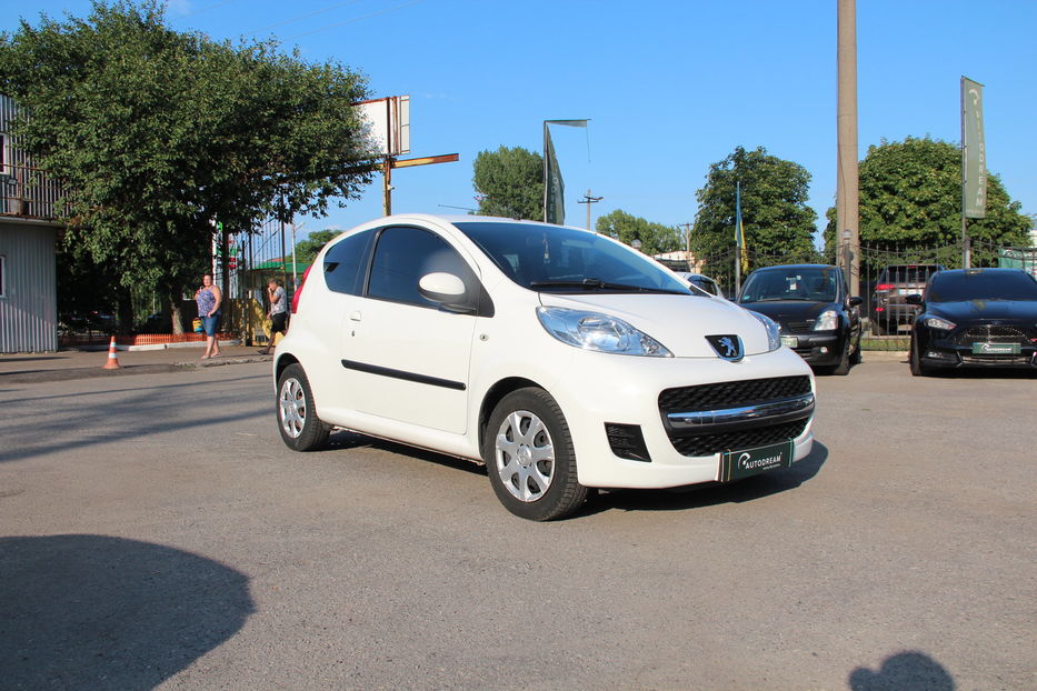 Продам Peugeot 107 2011 года в Одессе