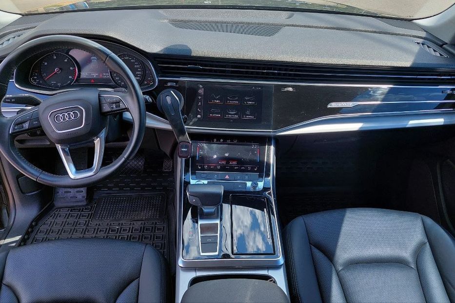 Продам Audi Q8 2018 года в Николаеве