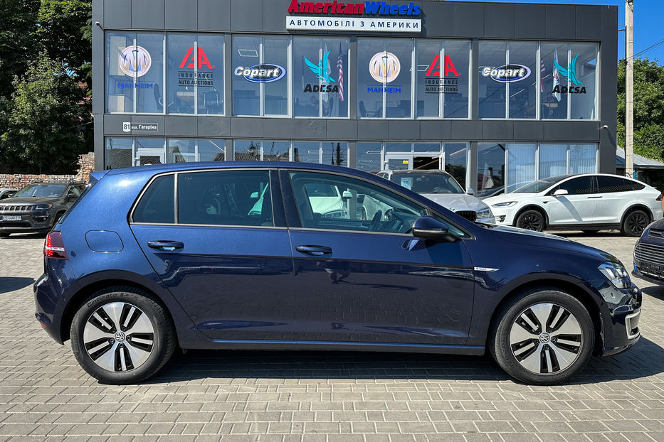 Продам Volkswagen e-Golf 24.4kwt 2014 года в Черновцах