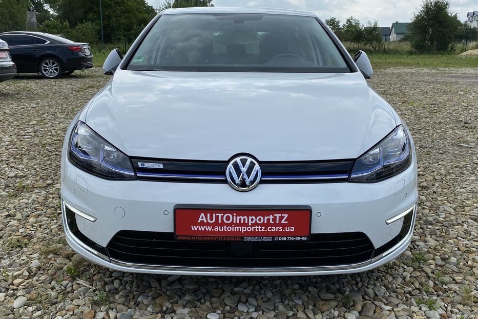 Продам Volkswagen e-Golf 35.8 kWh 100 кВт/136 к.с. 2018 года в Львове