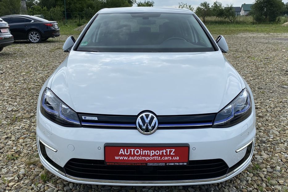 Продам Volkswagen e-Golf 35.8 kWh 100 кВт/136 к.с. 2018 года в Львове