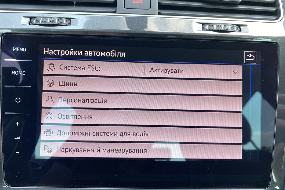 Продам Volkswagen e-Golf 35.8 kWh 100 кВт/136 к.с. 2018 года в Львове