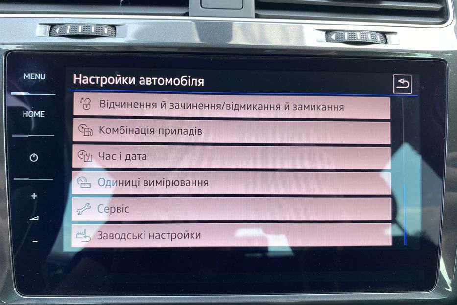 Продам Volkswagen e-Golf 35.8 kWh 100 кВт/136 к.с. 2018 года в Львове