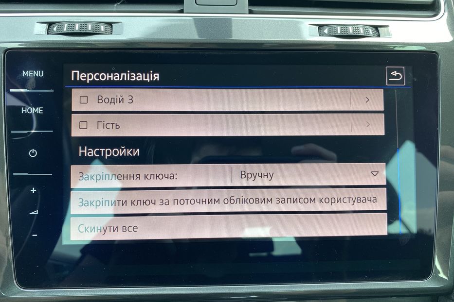 Продам Volkswagen e-Golf 35.8 kWh 100 кВт/136 к.с. 2018 года в Львове