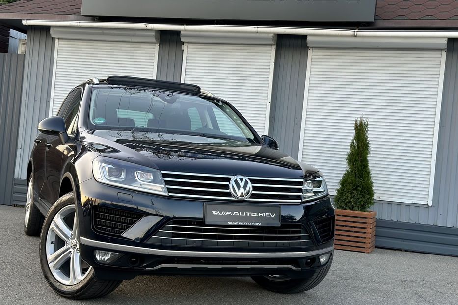 Продам Volkswagen Touareg Executive Edition  2018 года в Киеве