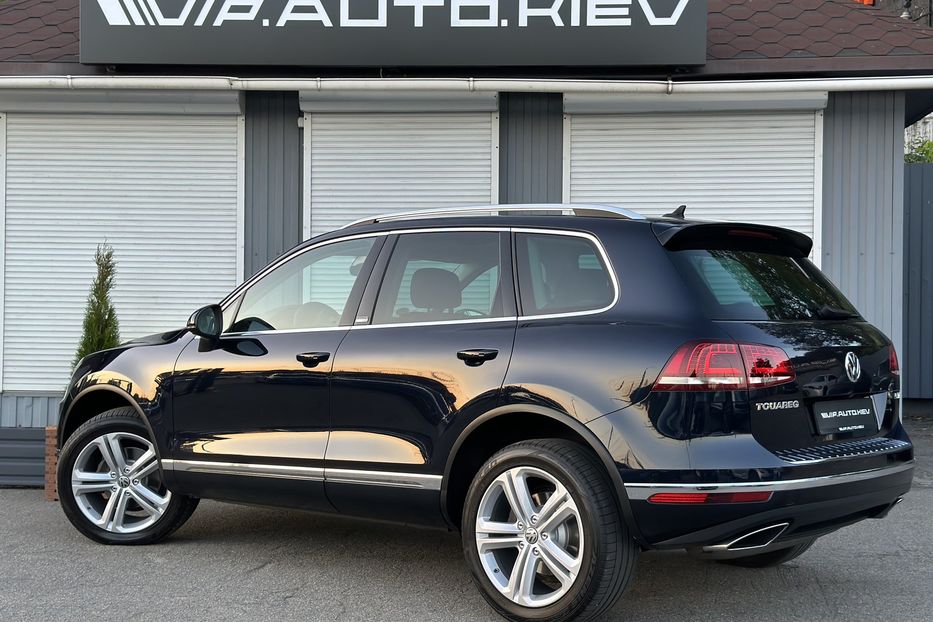 Продам Volkswagen Touareg Executive Edition  2018 года в Киеве