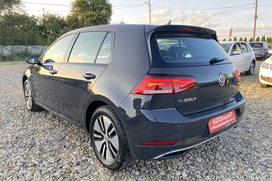 Продам Volkswagen e-Golf 35.8 kWh 100 кВт/136 к.с. 2020 года в Львове