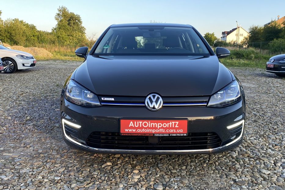 Продам Volkswagen e-Golf 35.8 kWh 100 кВт/136 к.с. 2020 года в Львове