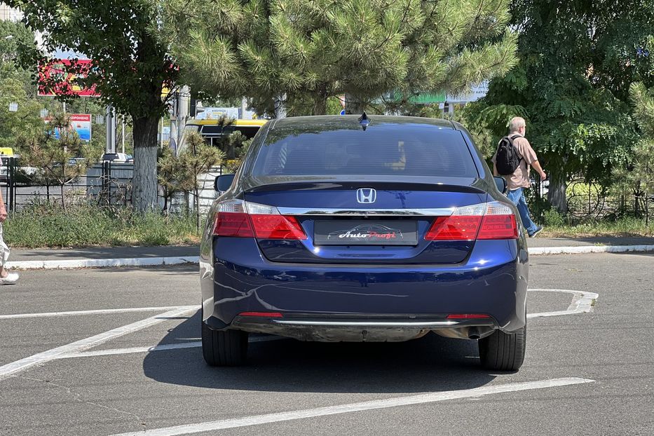 Продам Honda Accord Hybride 2015 года в Одессе