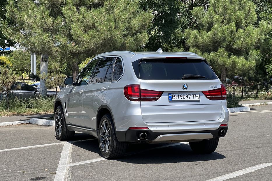 Продам BMW X5 2015 года в Одессе