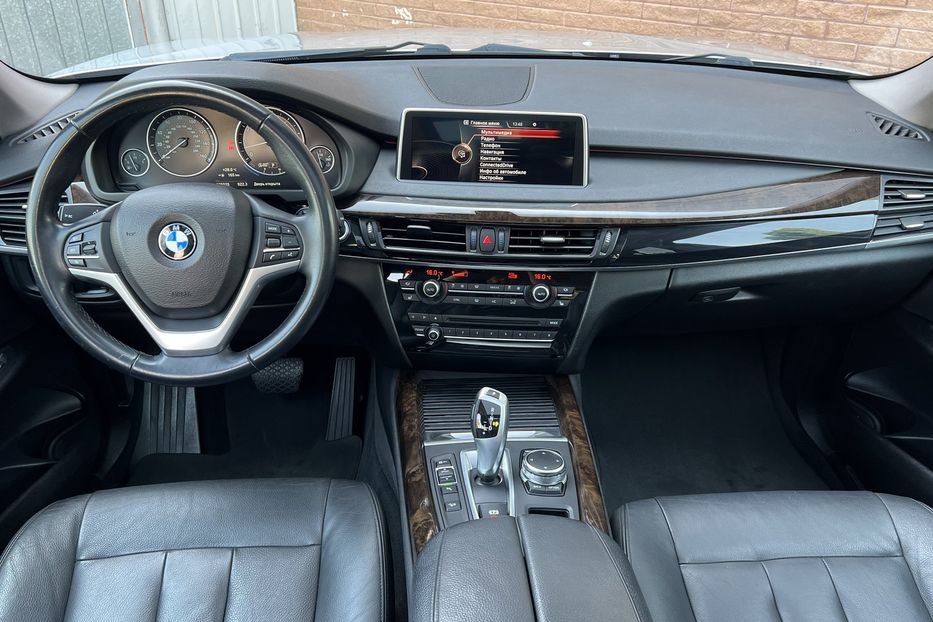 Продам BMW X5 2015 года в Одессе