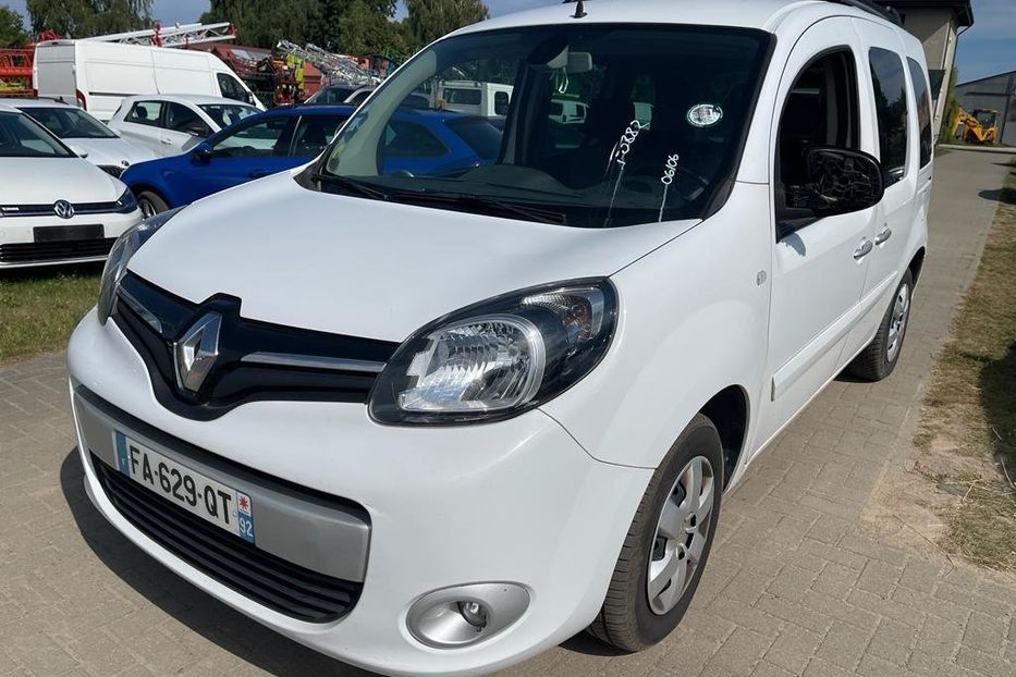 Продам Renault Kangoo пасс. Grand comfort  2018 года в Ровно