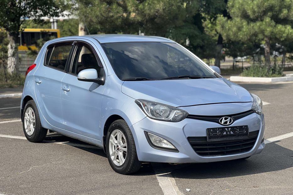 Продам Hyundai i20 Official 2013 года в Одессе