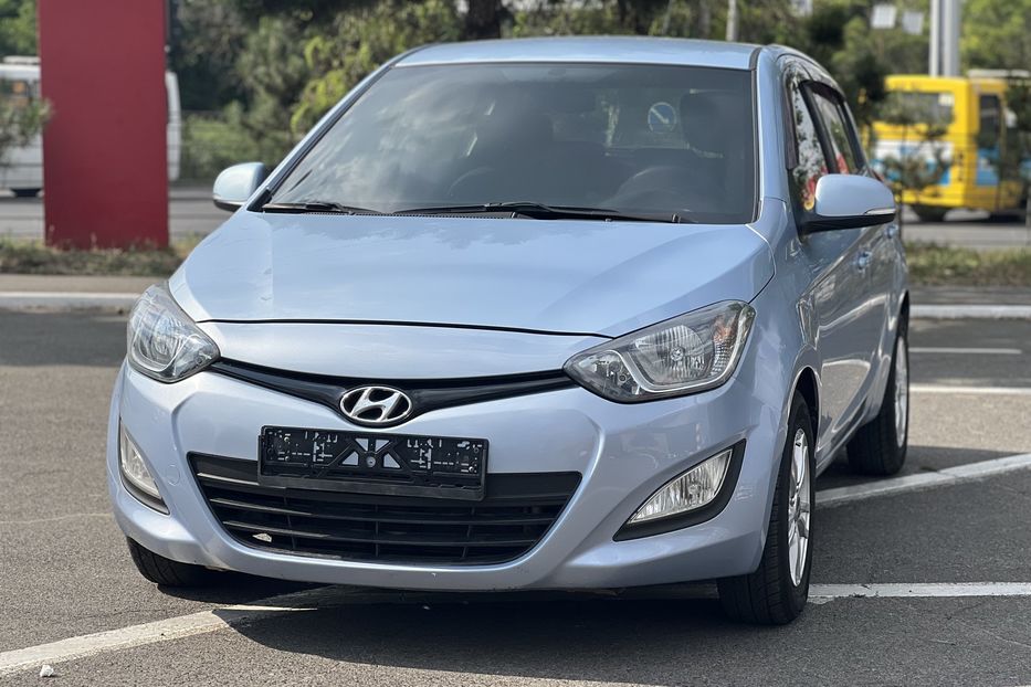 Продам Hyundai i20 Official 2013 года в Одессе