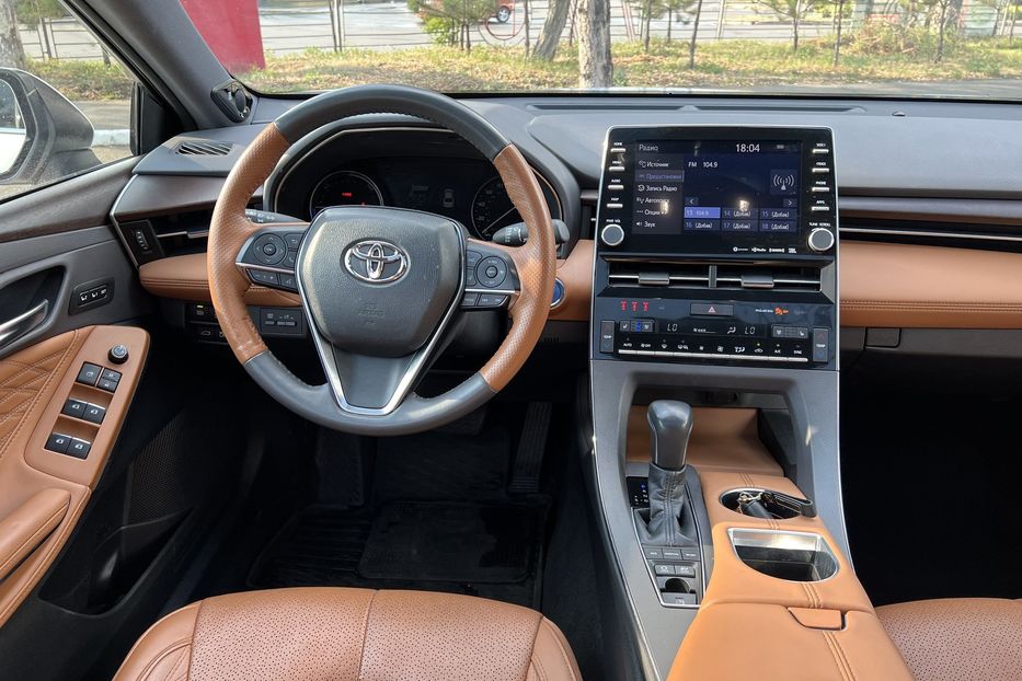 Продам Toyota Avalon Hybride LIMITED  2020 года в Одессе