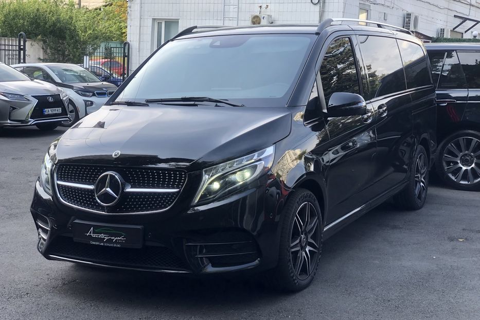 Продам Mercedes-Benz V-Class 300d Long 4matic AMG  2022 года в Киеве