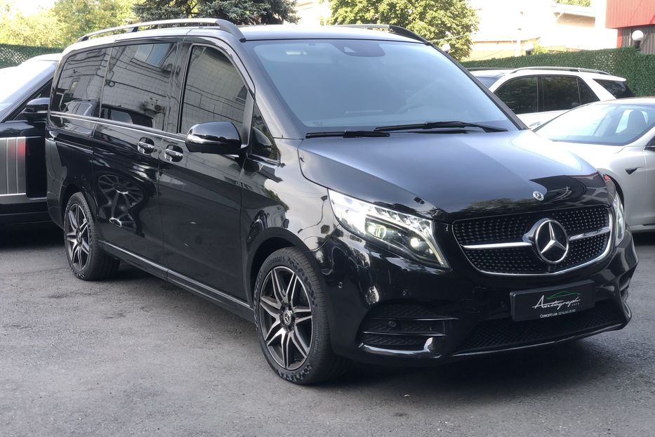 Продам Mercedes-Benz V-Class 300d Long 4matic AMG  2022 года в Киеве