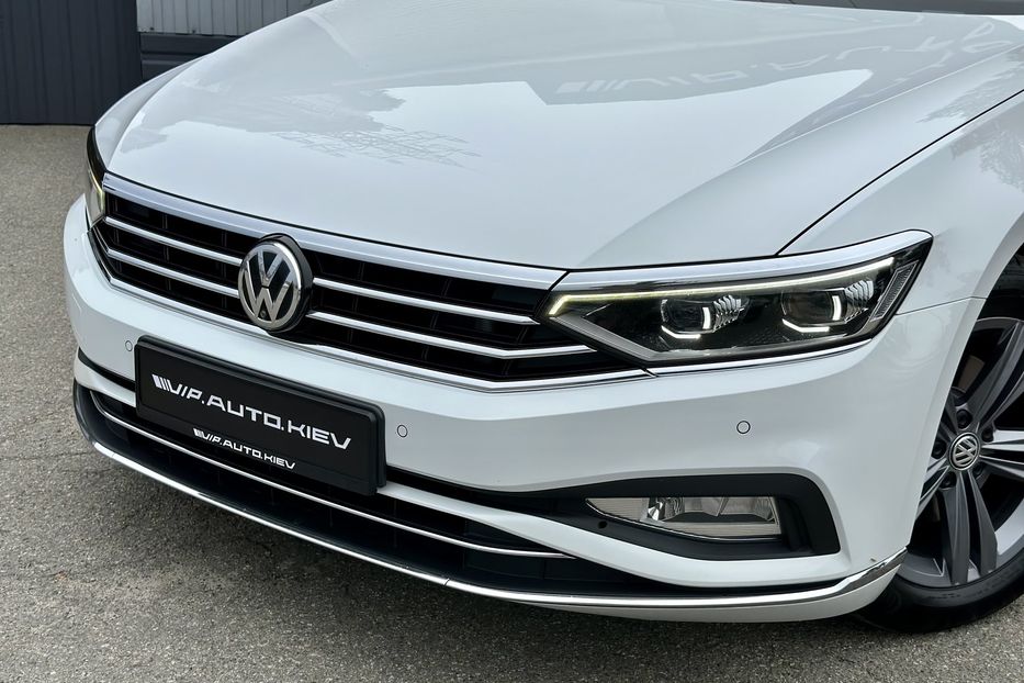 Продам Volkswagen Passat B8 Highline  2020 года в Киеве