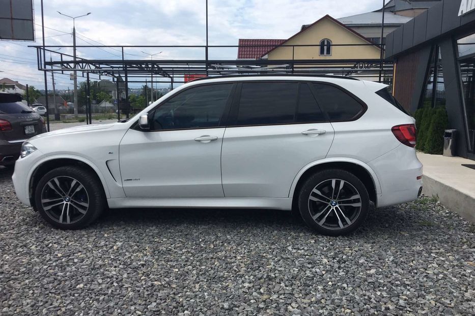 Продам BMW X5  M Packet 2016 года в Черновцах