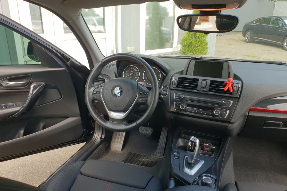 Продам BMW 118 Sport 2014 года в Киеве