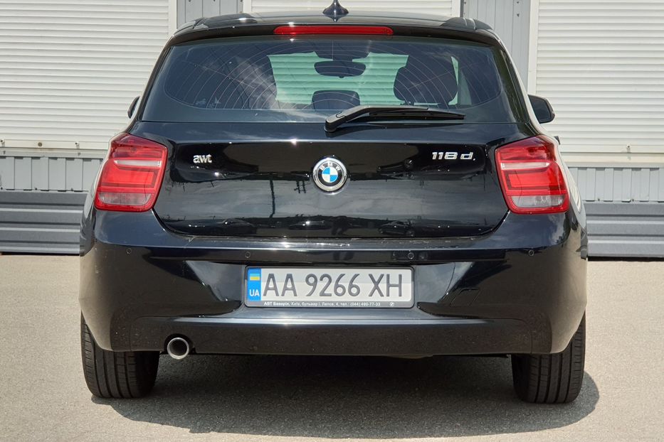 Продам BMW 118 Sport 2014 года в Киеве