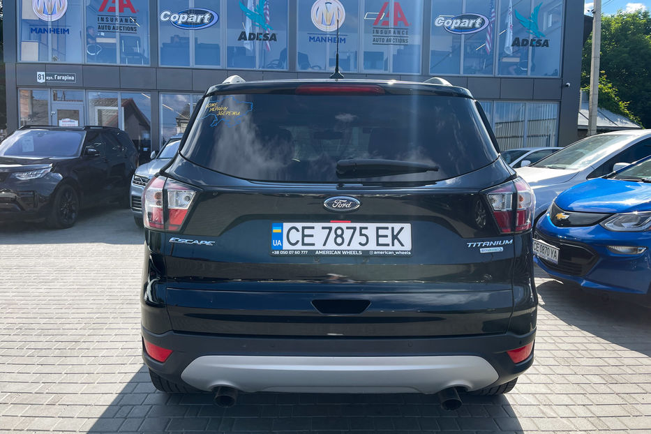 Продам Ford Escape Titanium 2018 года в Черновцах