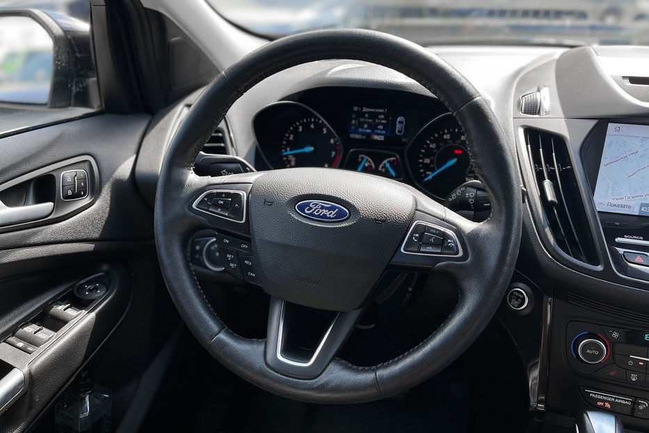 Продам Ford Escape Titanium 2018 года в Черновцах