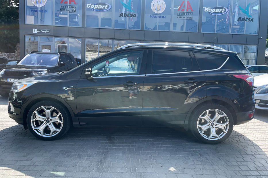 Продам Ford Escape Titanium 2018 года в Черновцах