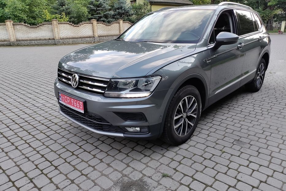 Продам Volkswagen Tiguan ALLSPEACE 7-місць 2018 года в Львове