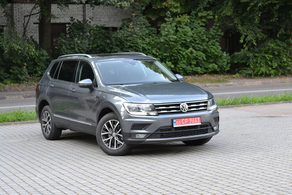 Продам Volkswagen Tiguan ALLSPEACE 7-місць 2018 года в Львове